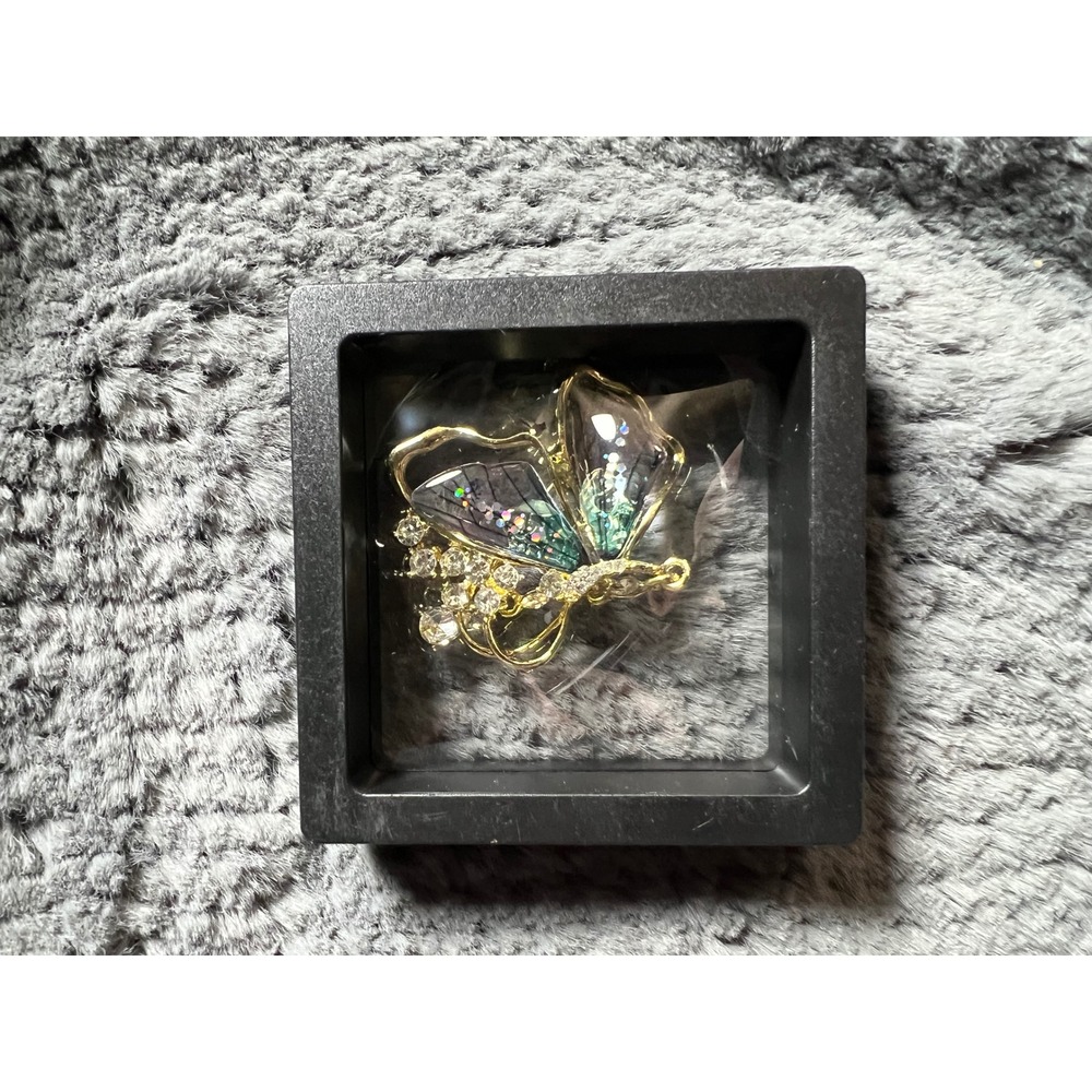 Gold Tone Butterfly Brooch Pin Blue Purple Glitter Wings Crystal Accents Display